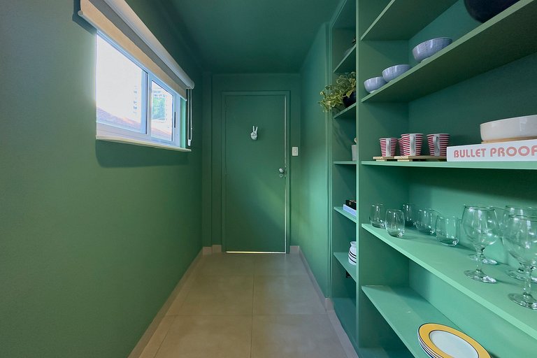 Leblon | Quiet Suite Near the Beach