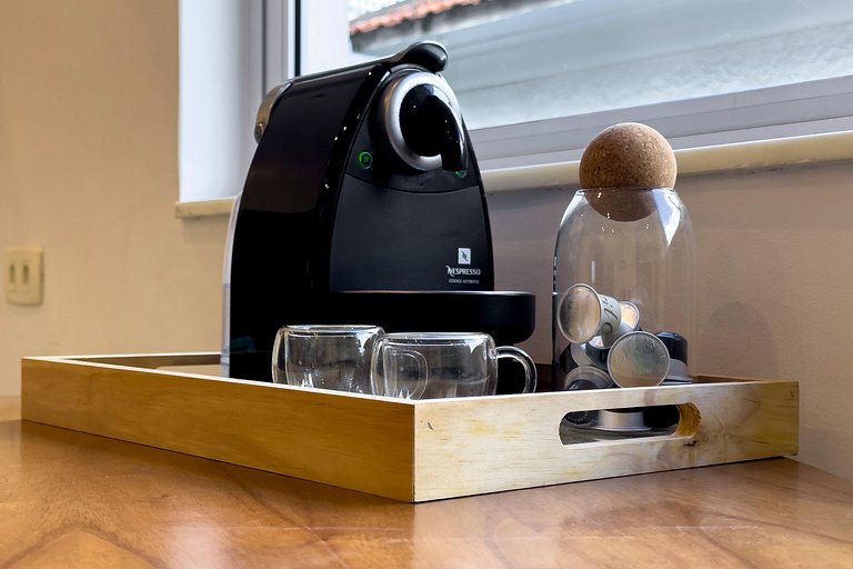 Leblon | Suíte silenciosa e próximo da praia