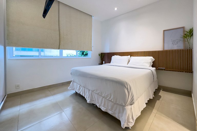 Leblon | Quiet Suite Near the Beach