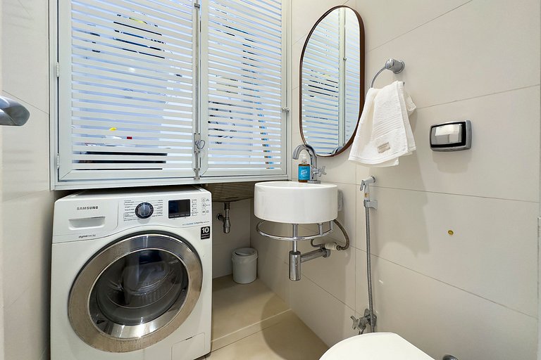 Leblon | Quiet Suite Near the Beach