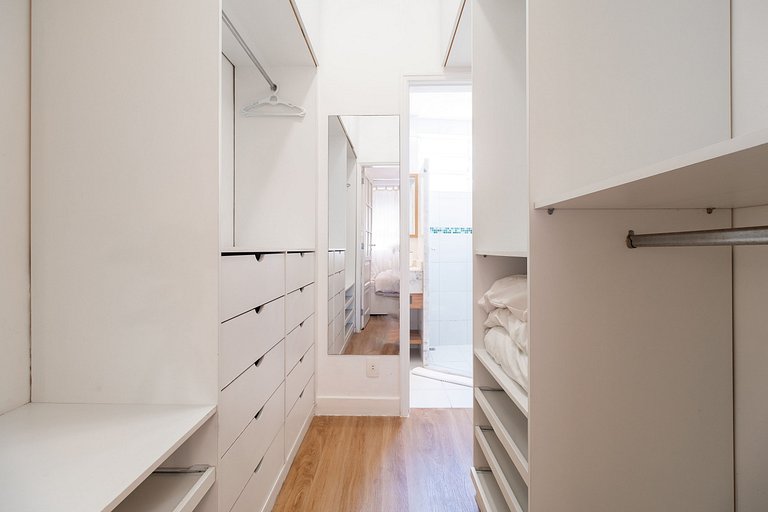 Newly renovated apartment in Leblon