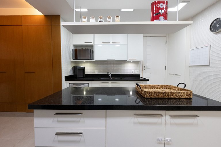 Leblon | Penthouse 750m² Seeview, Pool & Sauna