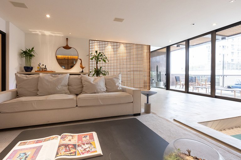 Leblon | Cobertura 750m² Beira Mar, Piscina, Sauna