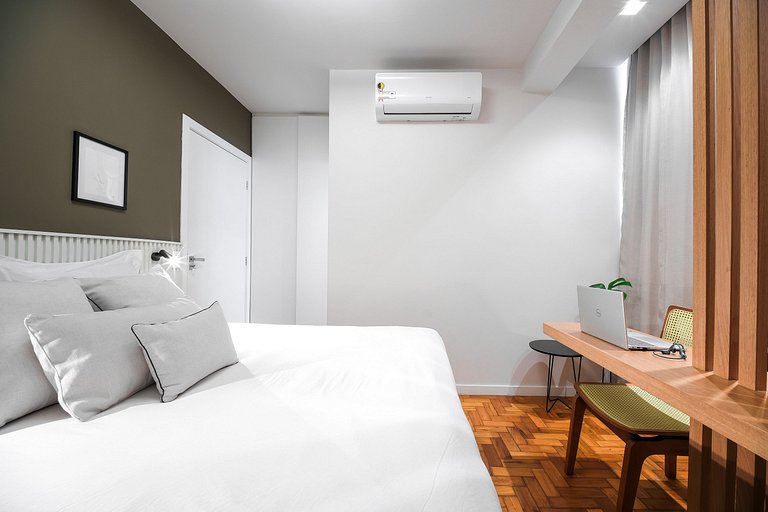 Newly renovated 5 minutes away from Leblon beach