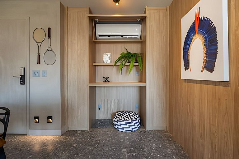 Gávea | Balcony & Christ View