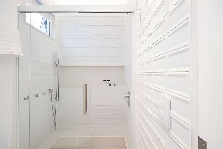 Leblon – Rua Dias Ferreira | Charm and comfort in the heart