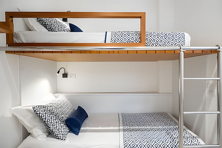 Leblon – Rua Dias Ferreira | Charm and comfort in the heart