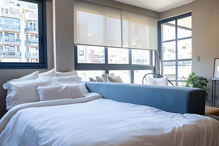 Gávea | Balcony & Christ View