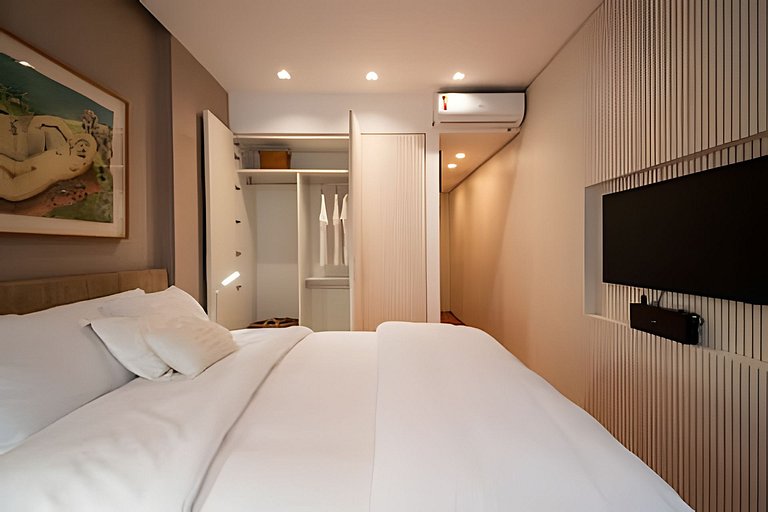 Leblon | 3 Suites, Steps from the Beach