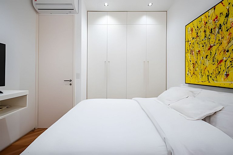 Leblon | 3 Suites, Steps from the Beach