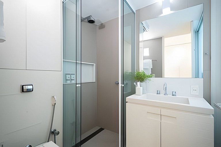 Leblon | 3 En-Suite Bedrooms, Beach Block