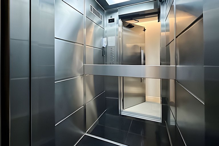 Leblon | 3 Suites, Steps from the Beach