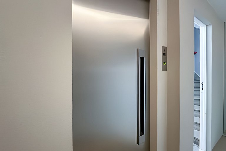 Leblon | 3 Suites, Steps from the Beach