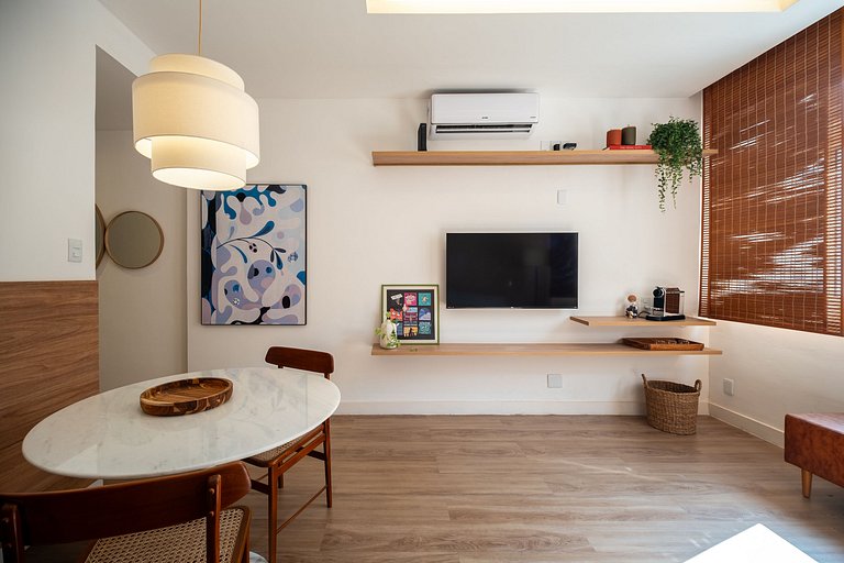 Newly renovated apartment in Leblon