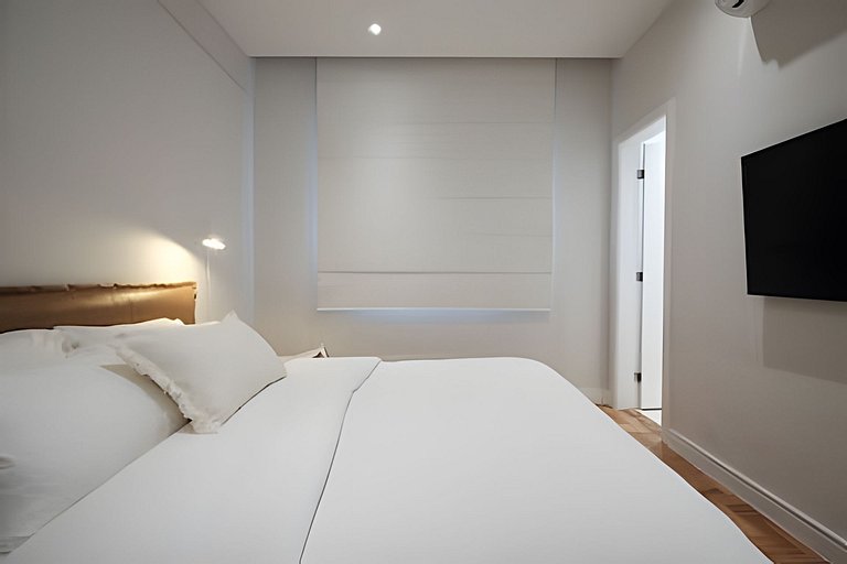 Leblon · 2-Bedroom Apt · Dias Ferreira St