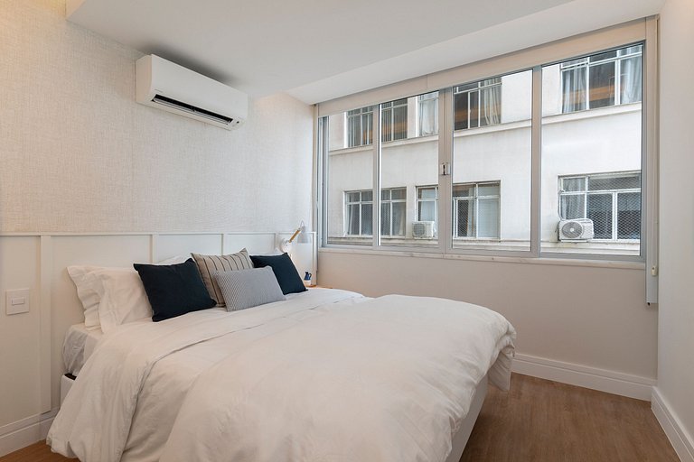 Copacabana | Av. Atlântica, Oceanfront, 4 Bedrooms