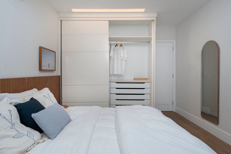 Copacabana | Av. Atlântica, Oceanfront, 4 Bedrooms