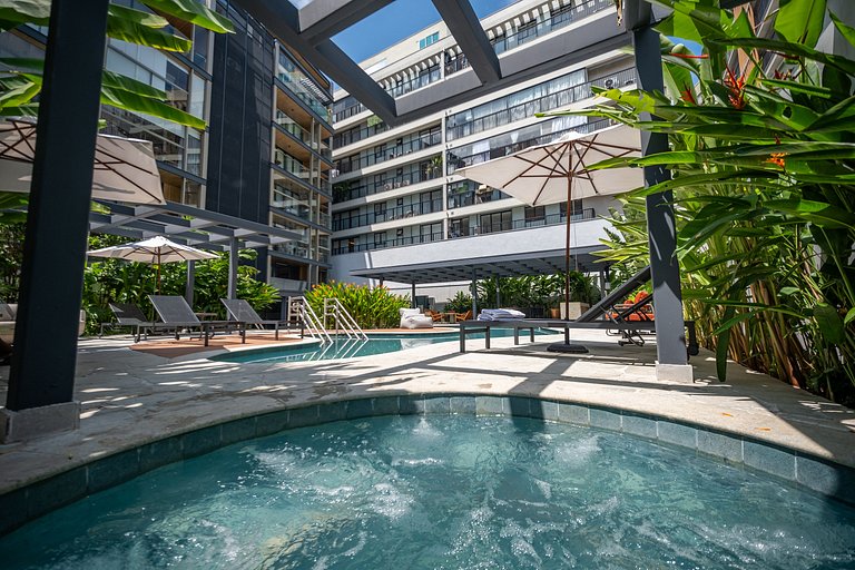 Leblon | Loft novo com piscina e academia