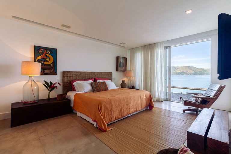 Angra | Mansão Exclusiva com Vista Mar e Lancha