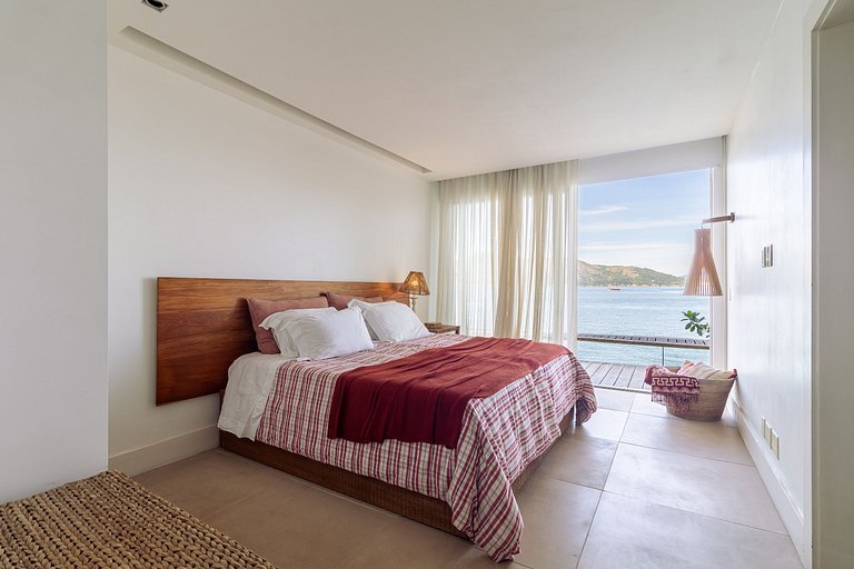 Angra | Mansão Exclusiva com Vista Mar e Lancha