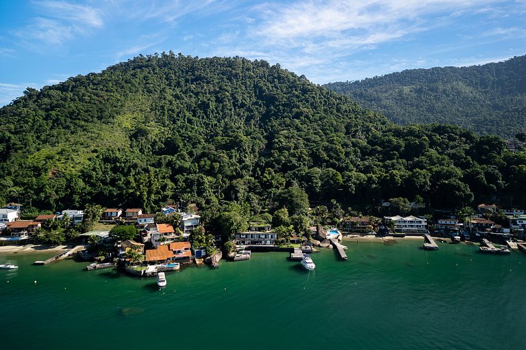 Angra do Reis - Mombaça | Mar, Piscina e Lancha em uma só ca