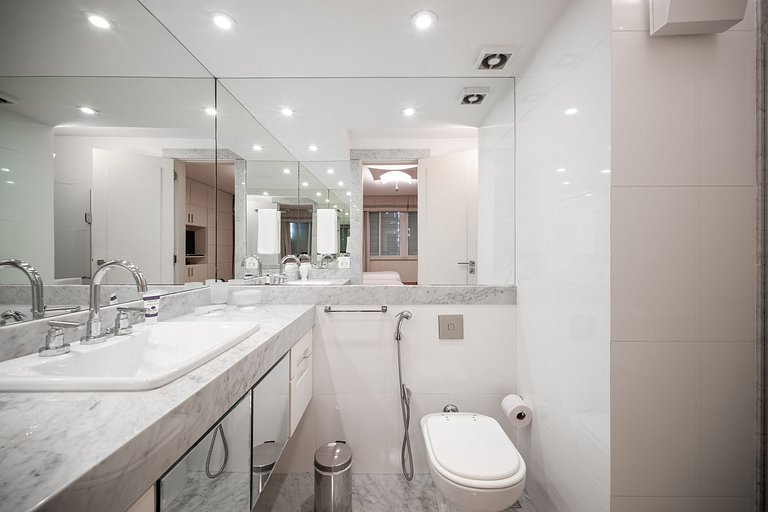 Copacabana – Av. Atlântica | Sea View & 3 Suites