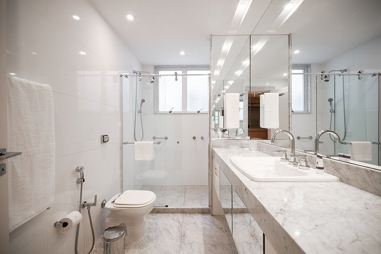 Copacabana – Av. Atlântica | Sea View & 3 Suites