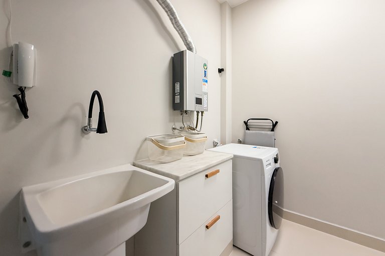 Leblon | 3BR, 5 min to beach, prime location