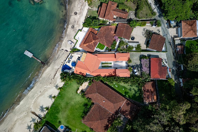 Angra dos Reis – Mombaça | Casa Frente al Mar con Piscina y