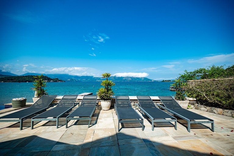 Angra – Mombaça | Beira-Mar com Piscina