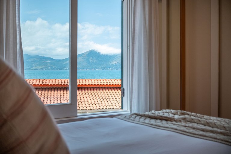 Angra | Casa Frente al Mar con Piscina y 7 Suites