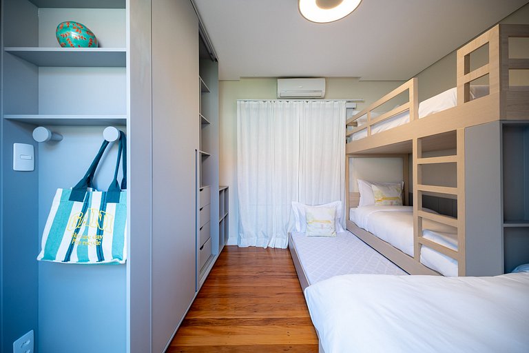 Angra | Casa Frente al Mar con Piscina y 7 Suites