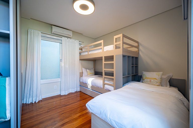 Angra | Casa Frente al Mar con Piscina y 7 Suites