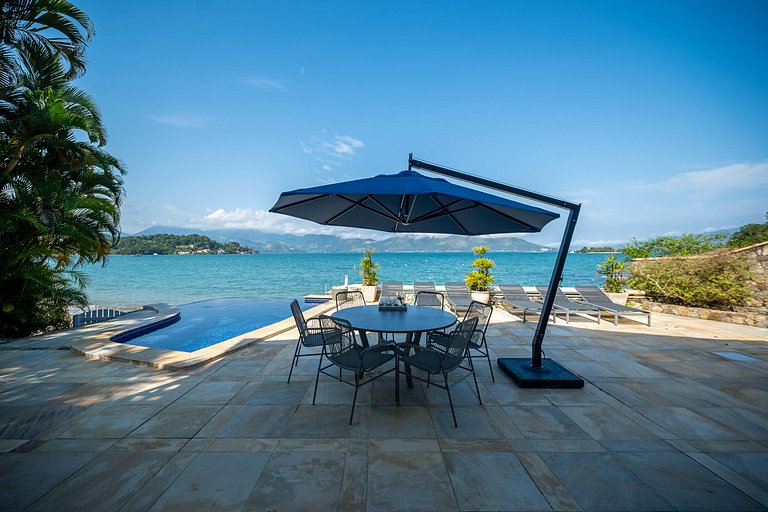 Angra – Mombaça | Beira-Mar com Piscina