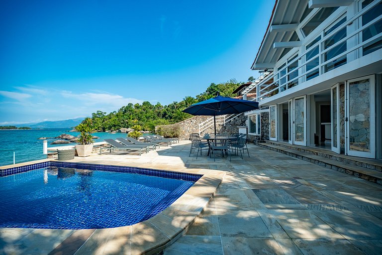 Angra – Mombaça | Beira-Mar com Piscina