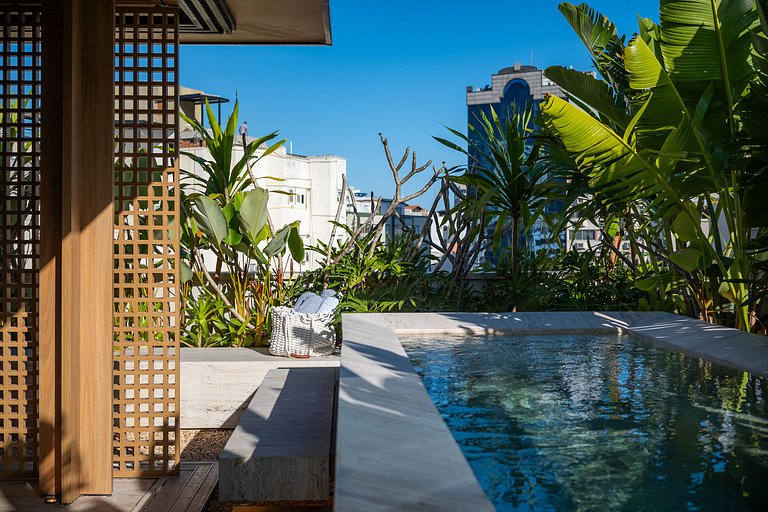 Leblon - Dias Ferreira | Duplex Penthouse with Pool