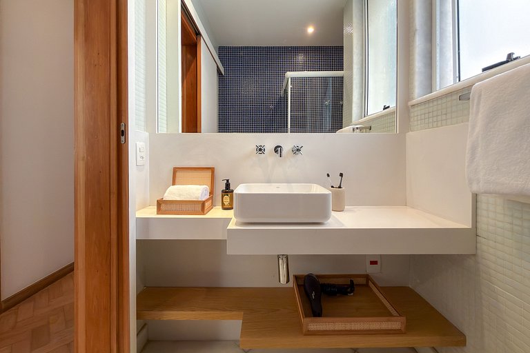 Ipanema | 3BR, 1min to the Beach, Renovated