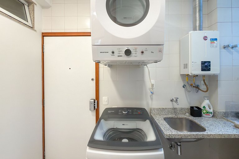 Ipanema | 3BR, 1min to the Beach, Renovated