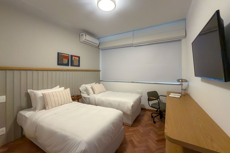 Ipanema | 3BR, 1min to the Beach, Renovated