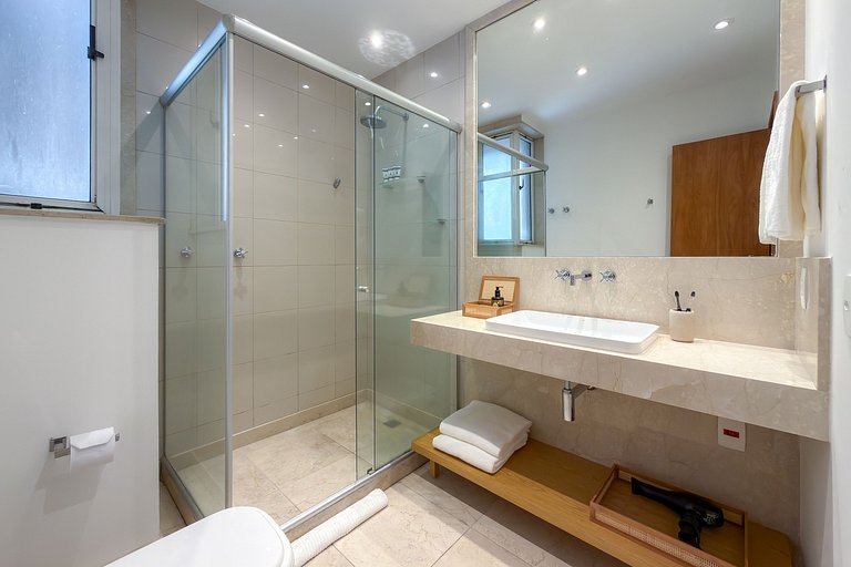 Ipanema | 3BR, 1min to the Beach, Renovated