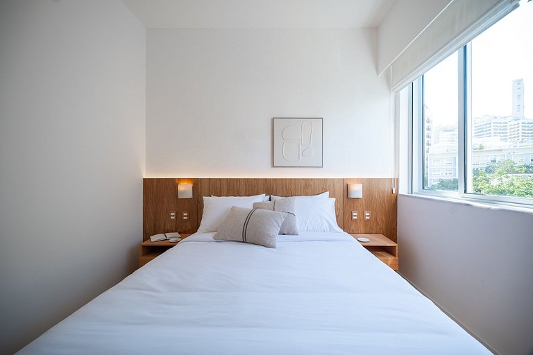 Leblon | 3 BR, 3 min to Beach, Stunning Décor