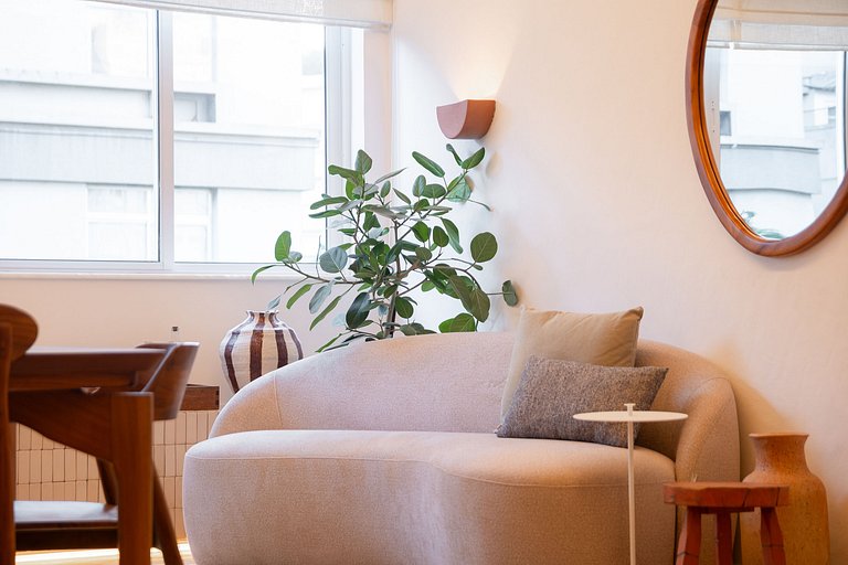 Leblon | 3 BR, 3 min to Beach, Stunning Décor