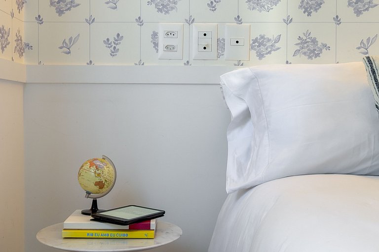 Leblon | 3qts c/ Vista Mar e Decoração Impecável