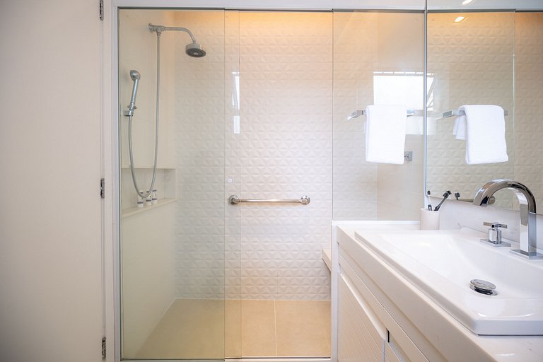 Leblon | 3qts, 1min da Praia, Recém Reformado