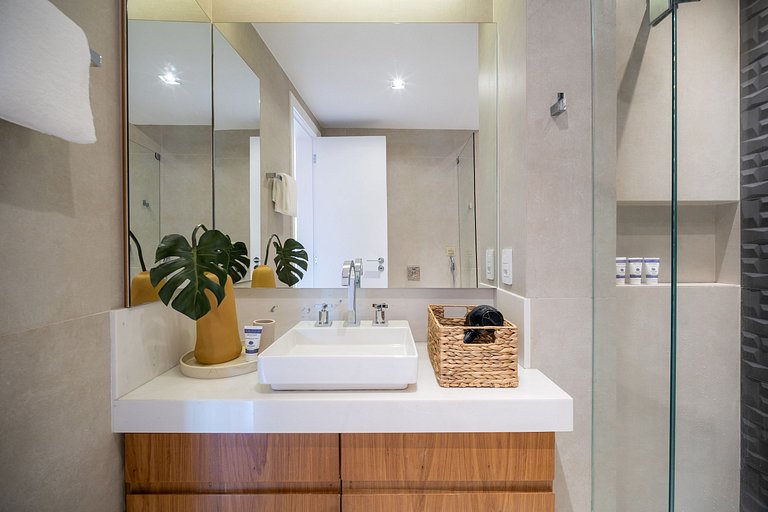 Leblon | 3qts, 2min da Praia, Recém Reformado