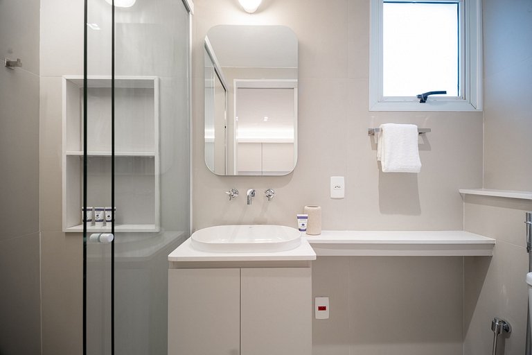 Leblon | 3 hab, 105m² reformado, 200m del mar