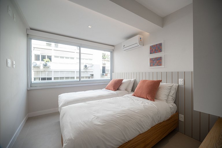 Leblon | 3 Bedrooms, 3 Minutes from Leblon Beach