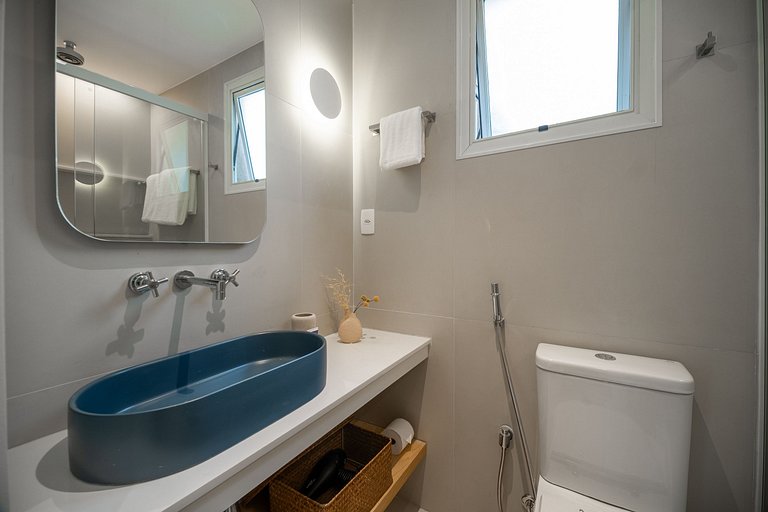 Leblon | 3 bdr, renovated 105m², 200m to beach