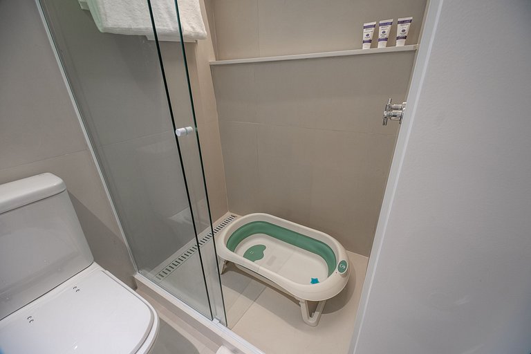 Leblon | 3 Bedrooms, 3 Minutes from Leblon Beach