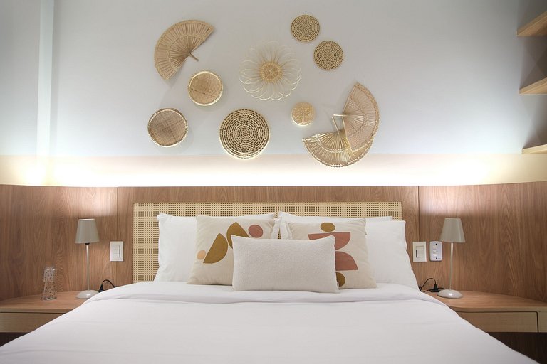 Copacabana | 5 Suites, Oceanfront, Renovated